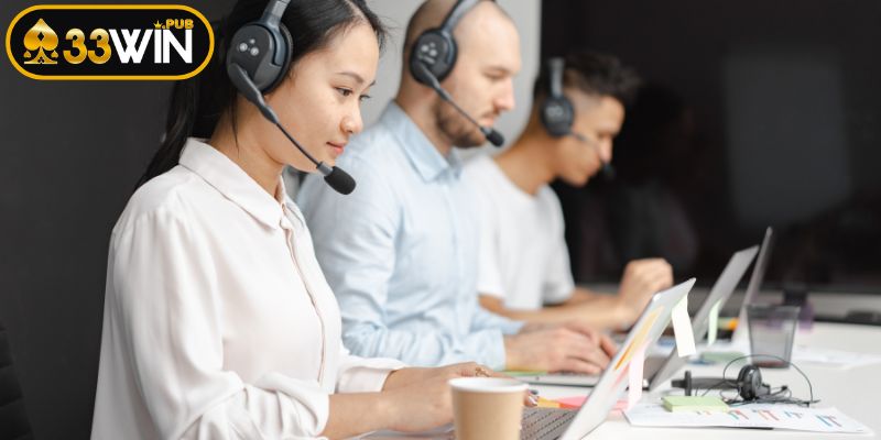 Liên hệ 33WIN qua gửi email khi cần hỗ trợ